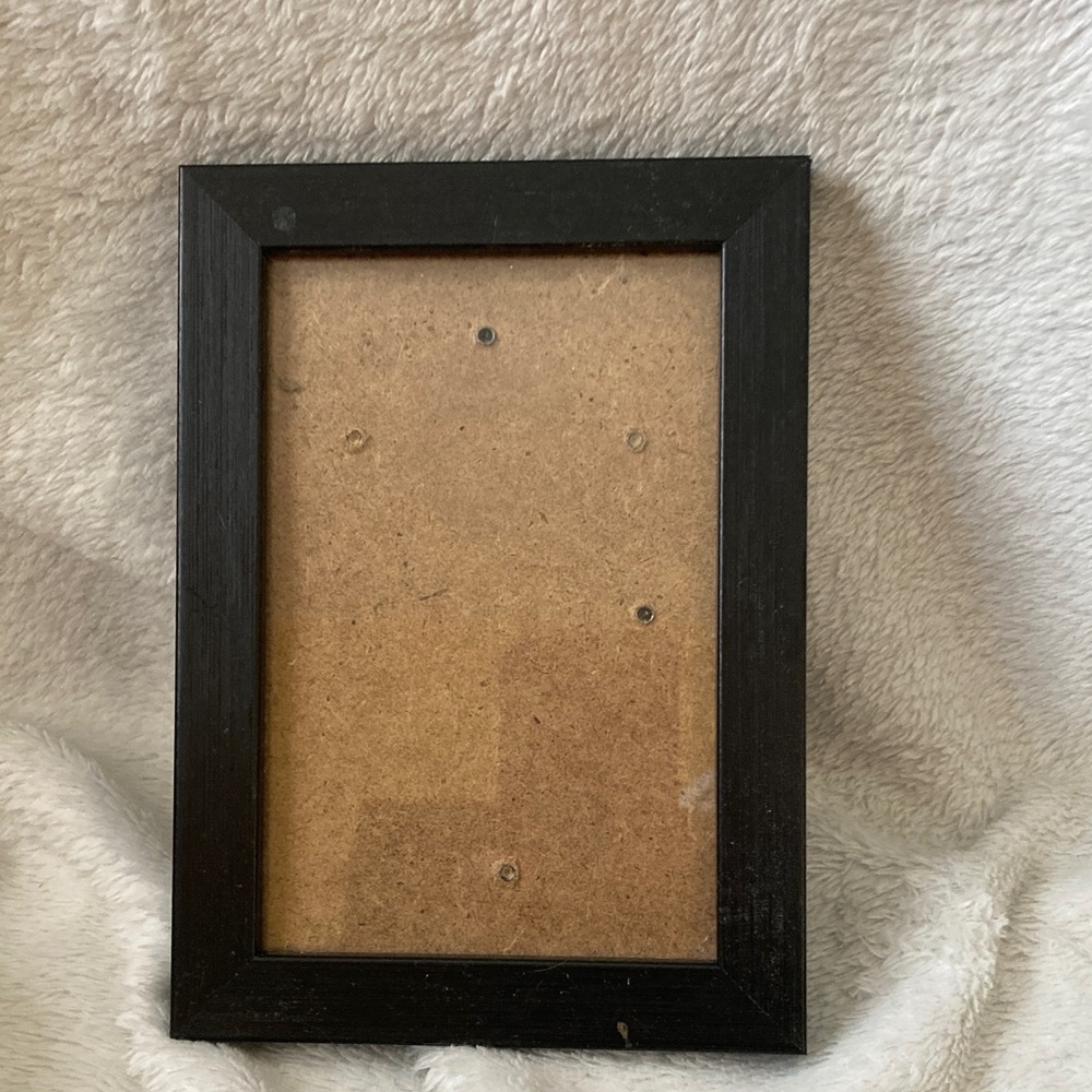 Assorted Picture Frames Collection - Picture 4 of 9